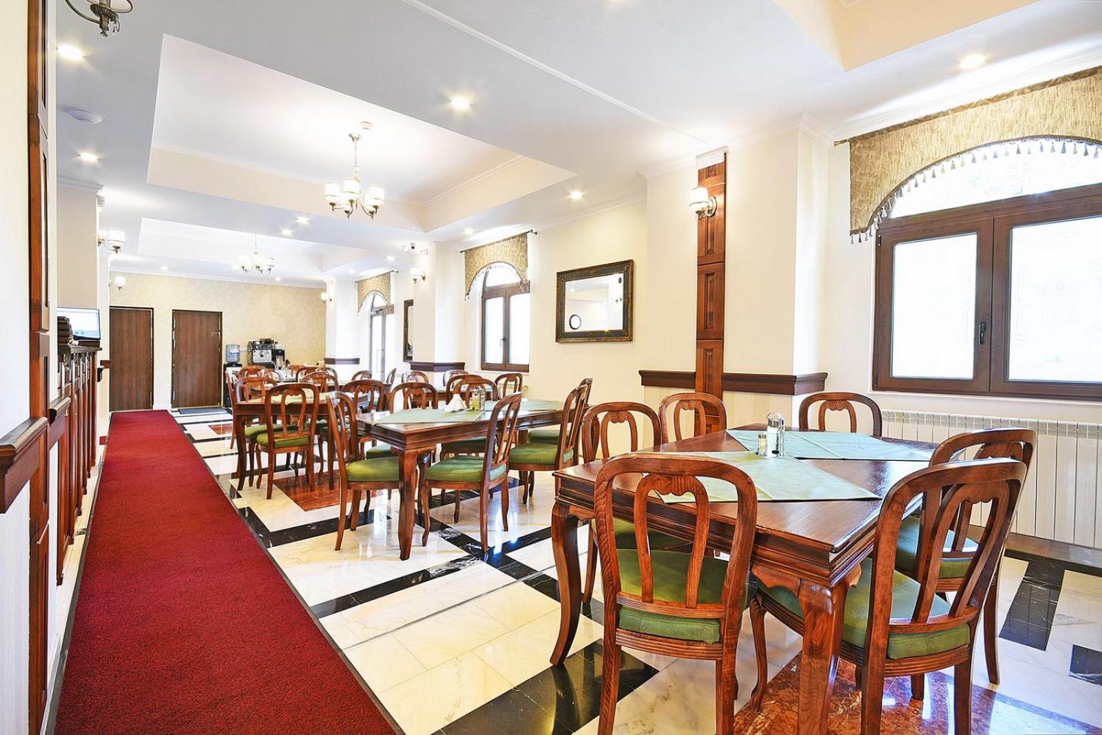 Hotel Moldavia Slanic Moldova Luaran gambar