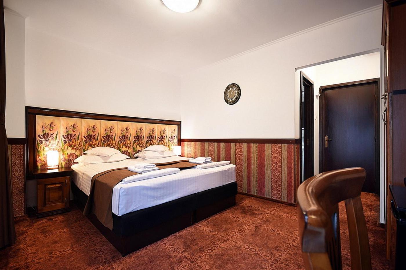 Hotel Moldavia Slanic Moldova Luaran gambar